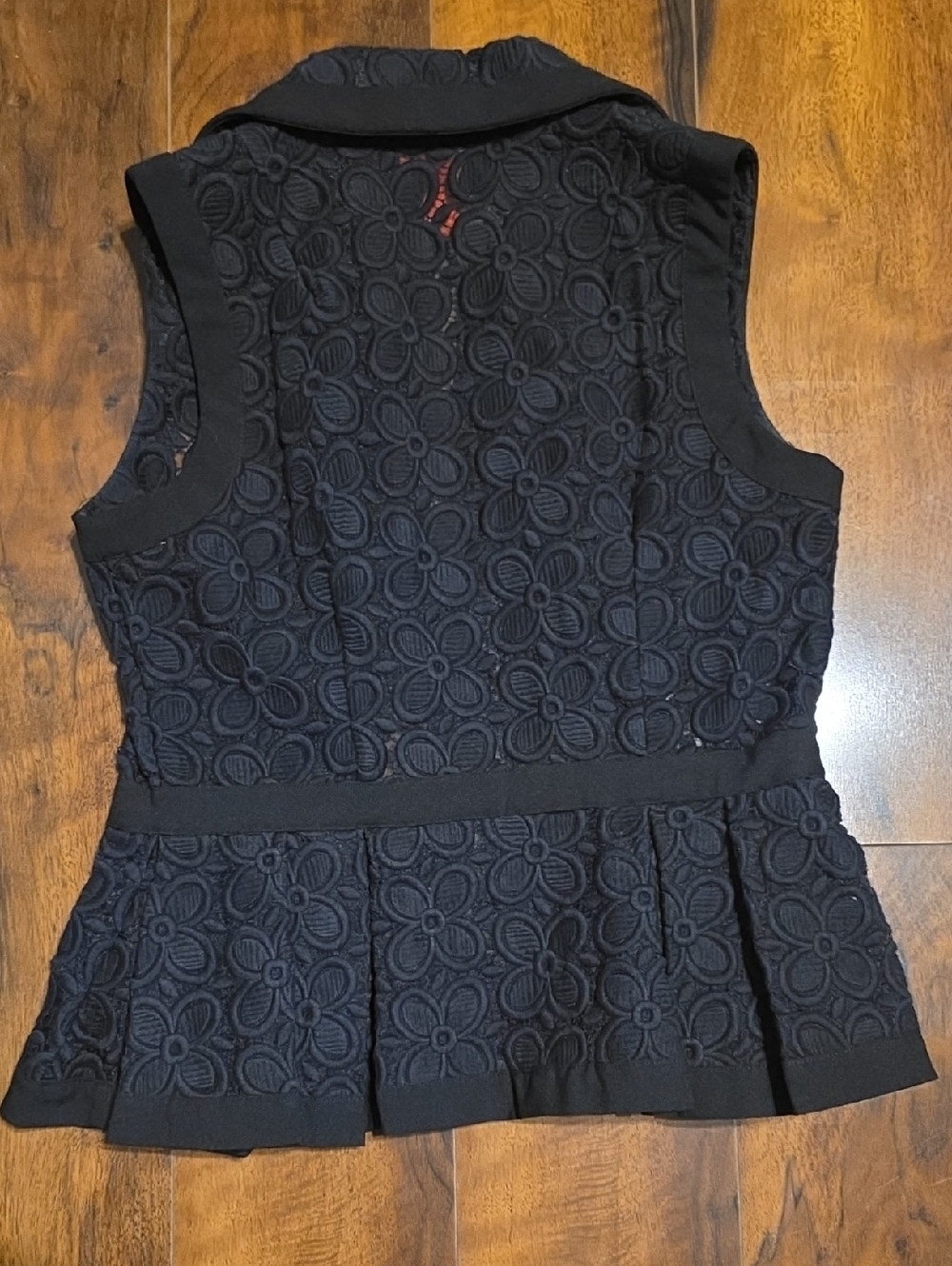 Cristina V Black Sleeveless Peplum Floral Lace Blouse Women’s Size - Picture 2 of 5
